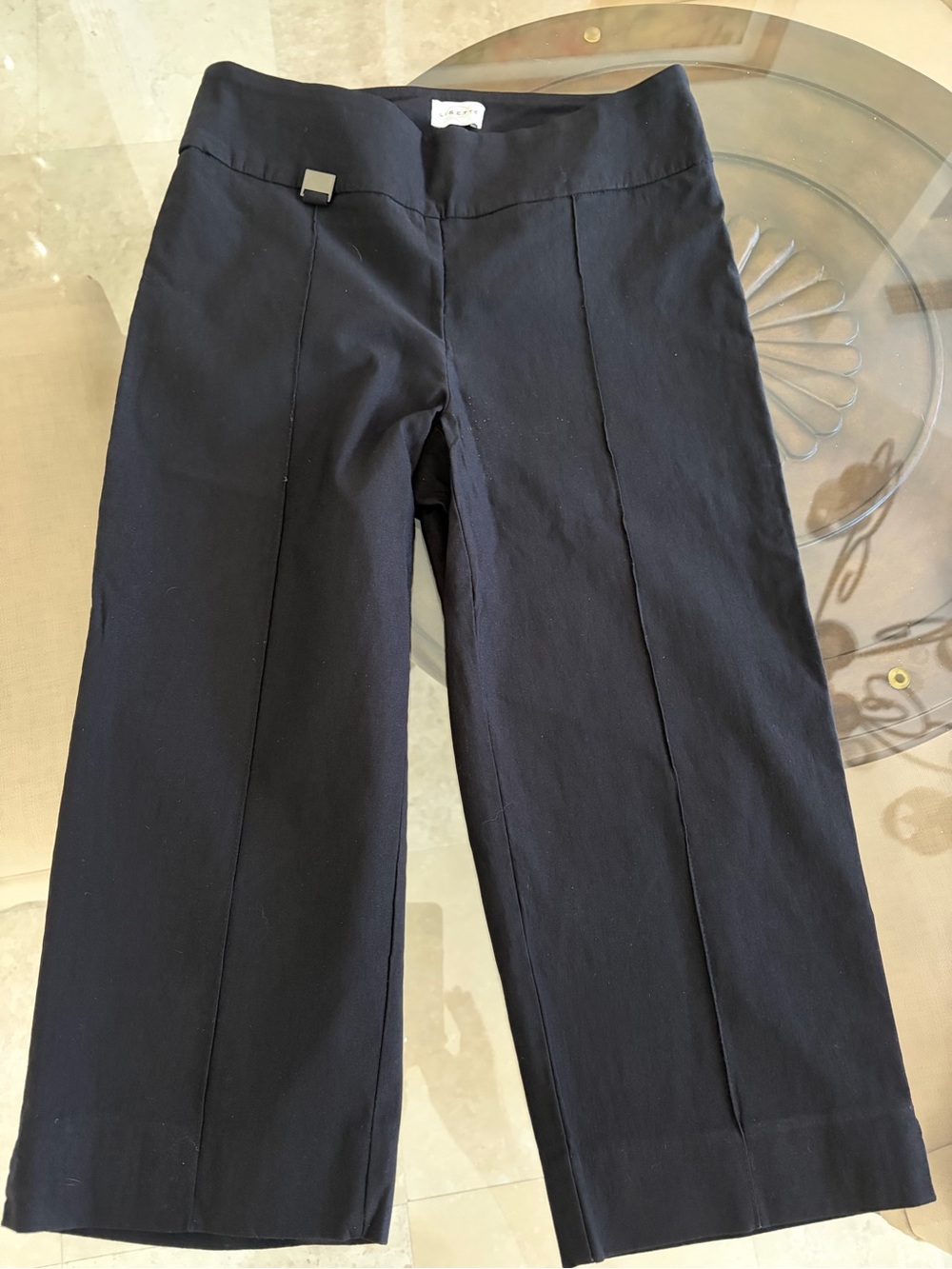 Lisette Black Pull On Cropped Wide Leg Pants Size 6 Stretch